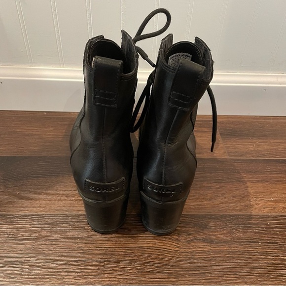 Sorel Cate Lace Up Lug Sole Moto Boots in Black 8.5 - Picture 4 of 13